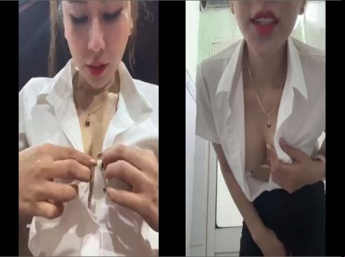 我喝酒时在我的阴户里放了一个性玩具，然后在厕所里自慰 - Viet69