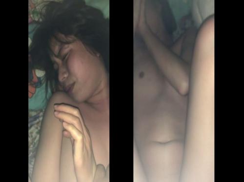 Anh công nhân cu đen không bao với em gái trong bộ đồ ngủ - Viet69